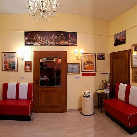 Hotel Columbus Und Glamping Бремерхафен Экстерьер фото